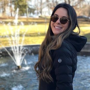 Meet your Posher, Gabriella